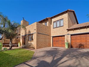 3 Bed House in Ruimsig