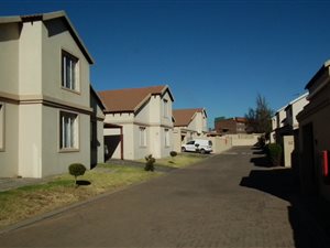 4 Bed House in Wychwood