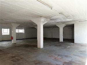 500 m² Commercial space in Pinetown Central