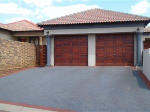 3 Bed Simplex in Amandasig