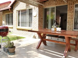 2 Bed Simplex in Faerie Glen