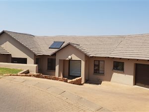 3 Bed House in Seasons Lifestyle Estate