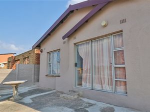3 Bed House in Bayview