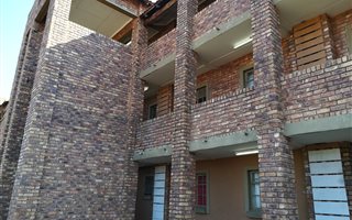 2 Bedroom Flat in Clarina