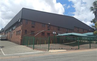 403 m² Industrial space in Eastgate