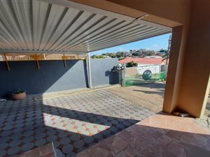 4 Bed House in Stonebridge