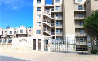 2 Bedroom Apartment in Waves Edge