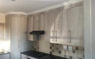 1 Bedroom Townhouse in Lambton