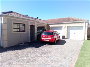 3 Bed Townhouse in Lorraine Manor