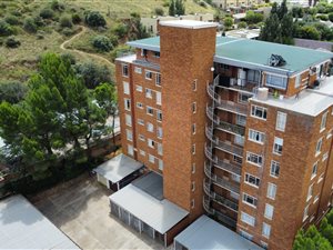 2 Bed Apartment in Arboretum
