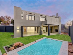 4 Bed House in Morningside