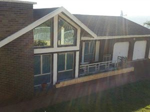 4 Bed House in Nagina