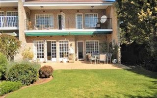3 Bedroom Townhouse in Hyde Park