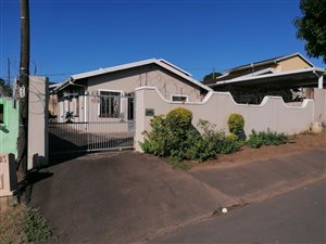 3 Bed House in Brookdale
