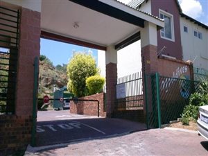 2 Bed Townhouse in Winchester Hills