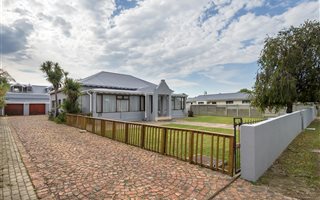 3 Bedroom House in George Central