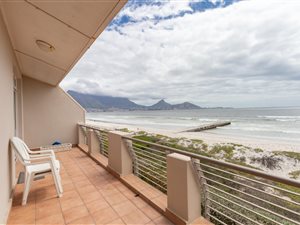 2 Bed Apartment in Lagoon Beach