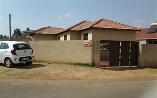 3 Bedroom House in Protea North