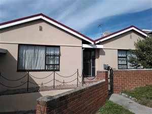 3 Bed House in Steytler