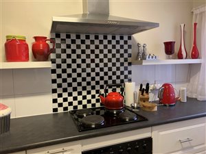 2 Bed Apartment in Atholl