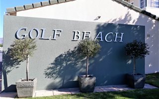 2 Bedroom Apartment in Greenways Golf Estate