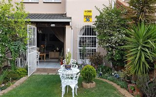 2 Bedroom Townhouse in Goedeburg