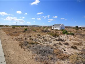 275 m² Land available in Britannia Bay