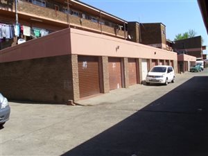 2 Bed Flat in Lennoxton