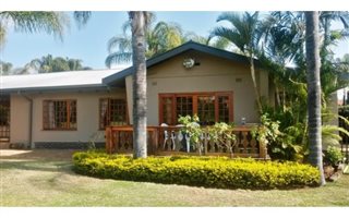 4 Bedroom House in Moregloed