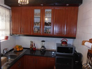 1 Bed Apartment in Albert Park