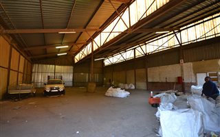 325 m² Industrial space in Lenasia