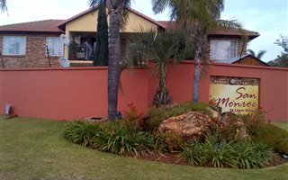 2 Bedroom Simplex in Highveld