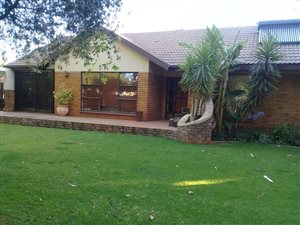 3 Bed House in Flora Gardens