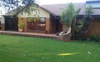 3 Bedroom House in Flora Gardens