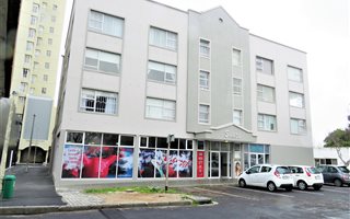 200 m² Commercial space in Strand Central