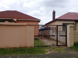 3 Bed House in Turffontein