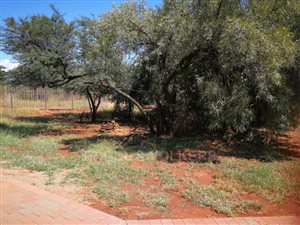 352 m² Land available in Xanadu