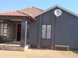 3 Bed House in Sebokeng Zone 6