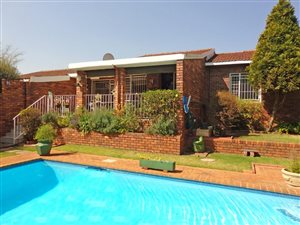 3 Bed Townhouse in River Club
