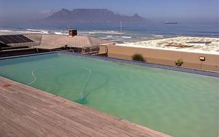 2 Bedroom Apartment in Bloubergstrand