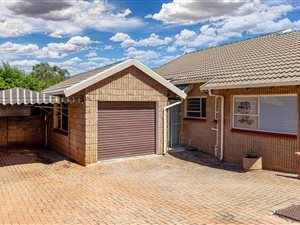 2 Bed Simplex in Grobler Park