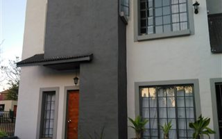 2 Bedroom Apartment in Moreleta Park