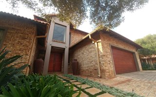 3 Bedroom House in Mooivallei Park