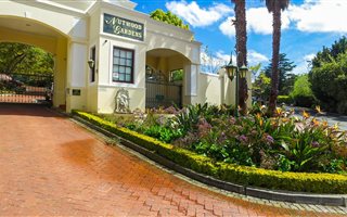 3 Bedroom House in Montclair