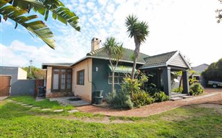 3 Bedroom House in Pinelands