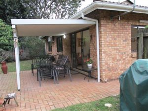 3 Bedroom House in Manors