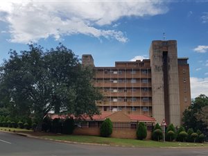 1 Bed Apartment in Constantia Park