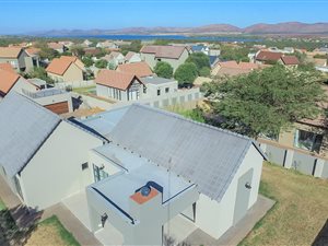 3 Bedroom House in Leloko