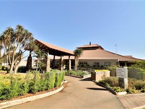 1400 m² Land available in Pebble Rock