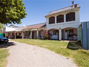 7 Bed House in Greenbushes